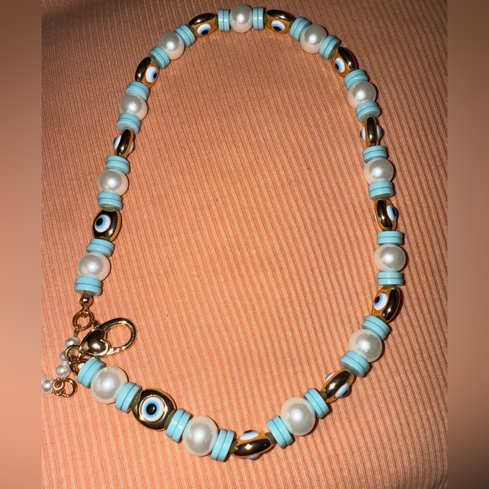 Lindsay beaded necklace, evil eye - Picture 8 of 10